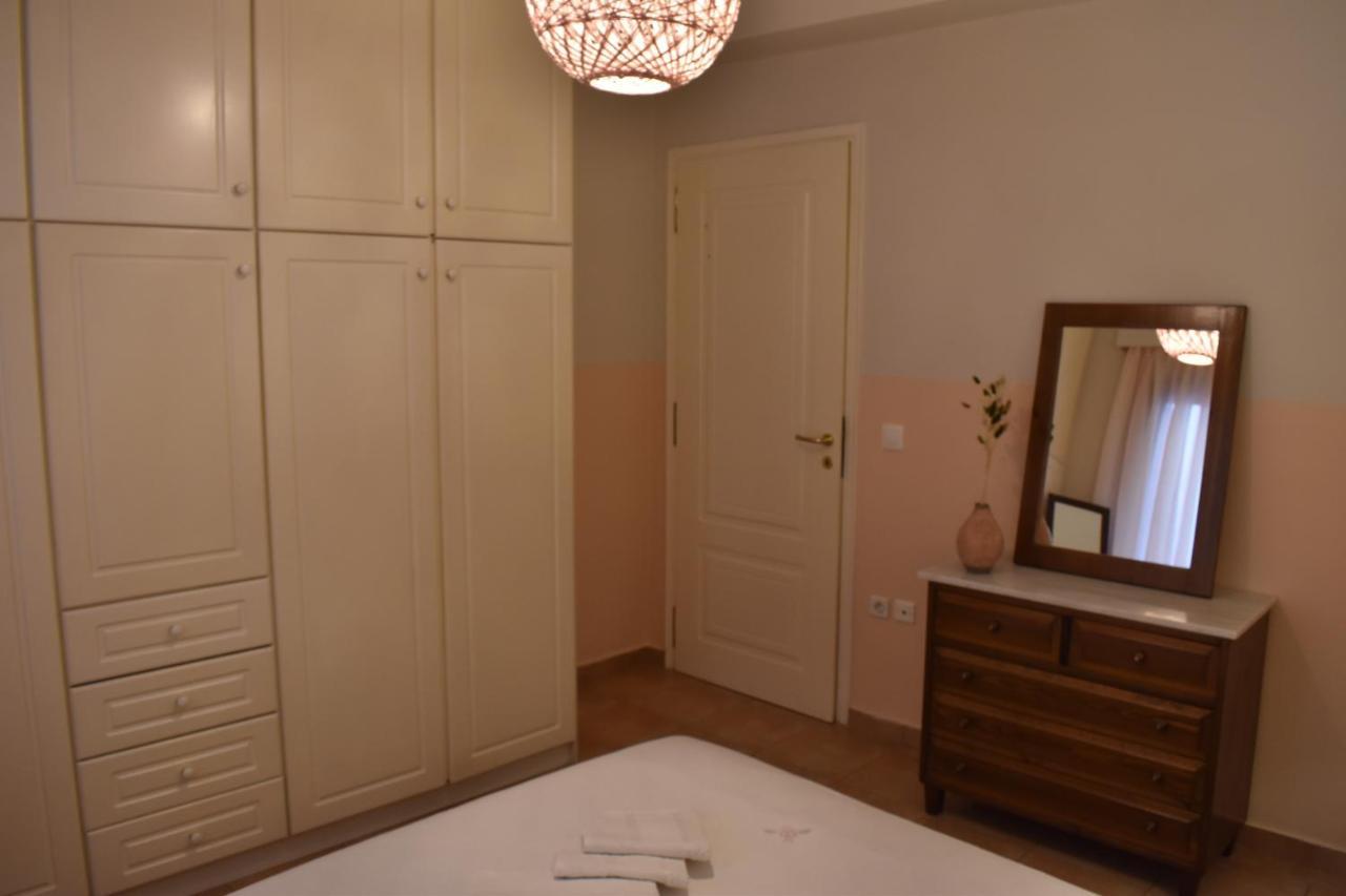 Άlthea Apartment Chalkís المظهر الخارجي الصورة